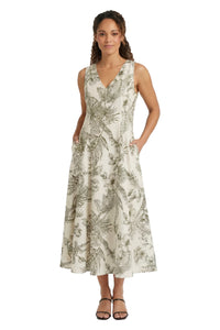 Ilona in Jungle Toile