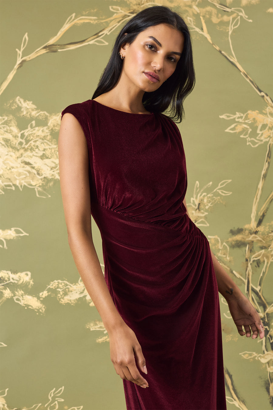 SHIRRED BODICE MIDI DRESS – Maggy London