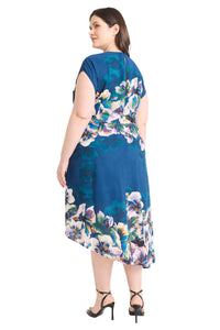 Brittanie in Reflection Floral