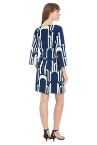 Quin Boat Neck Sheath in Nouveau Geo
