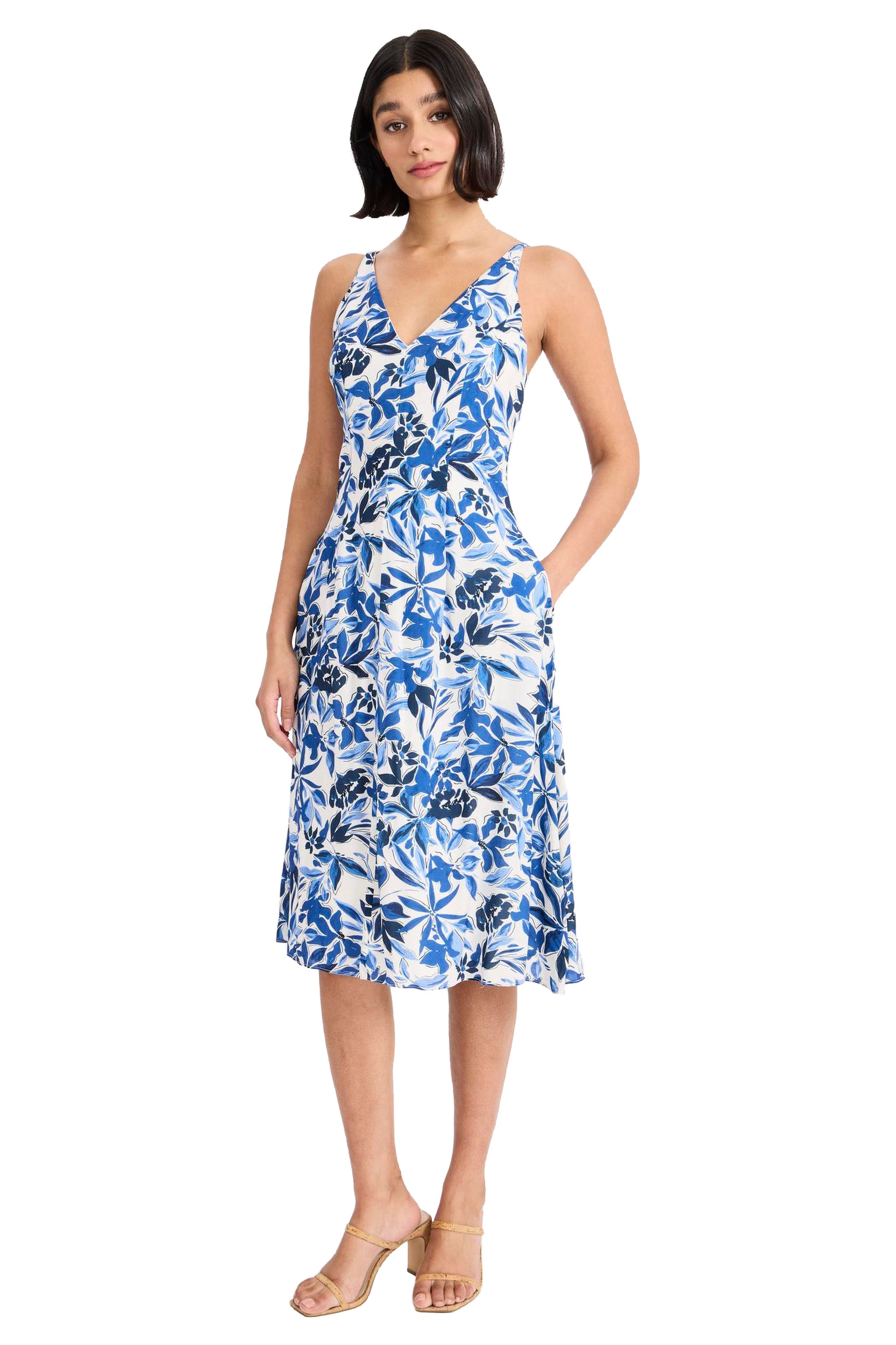 Aleera Sleeveless V-Neck Midi A-Line Dress | Maggy London Aleera Sleeveless V-Neck Midi A-Line Dress | Maggy London