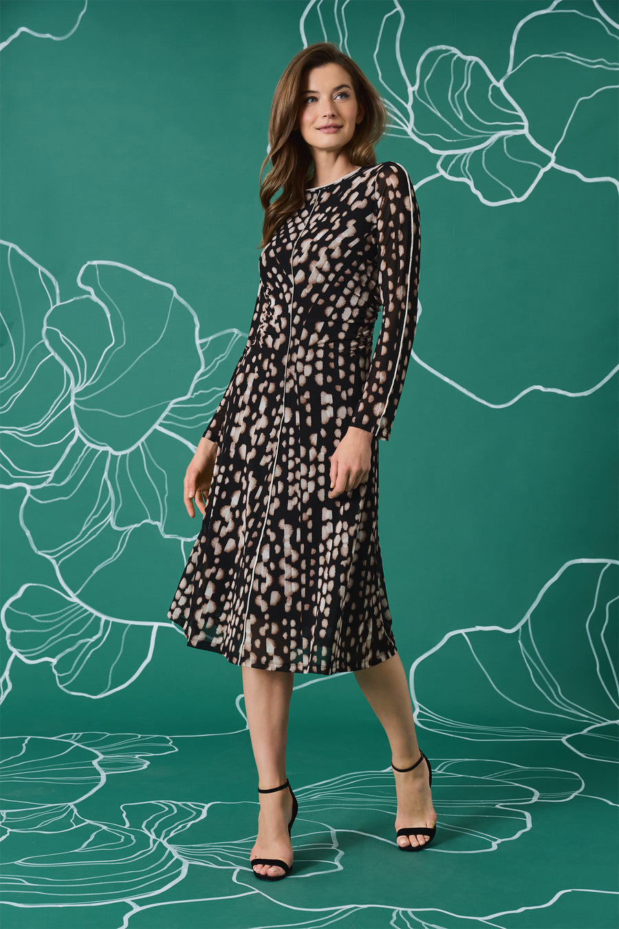LONG SLEEVE A-LINE DRESS Maggy London LONG SLEEVE A-LINE DRESS Maggy London