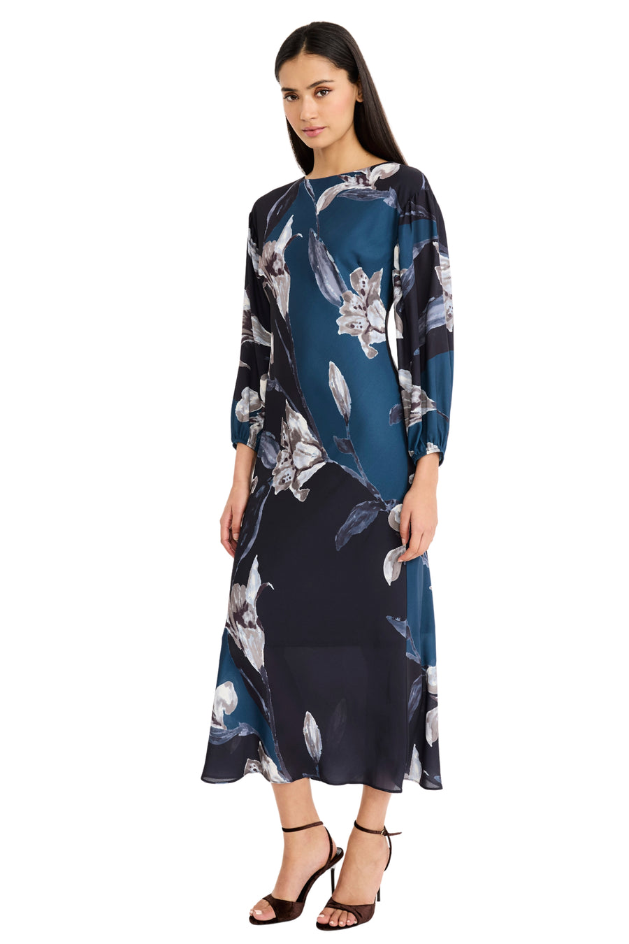 Vielle in Blocked Lillies