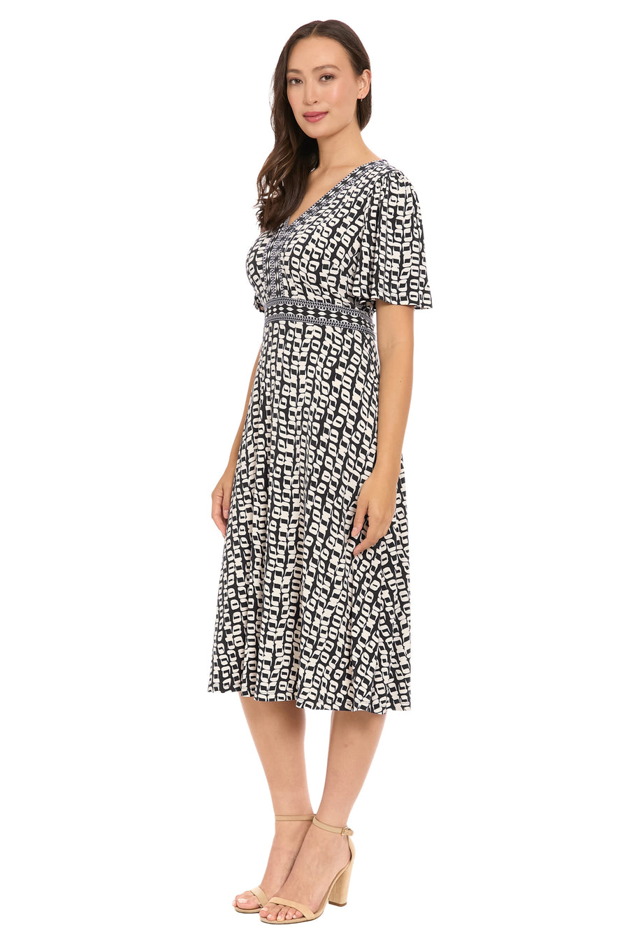 London Times Women's Framed V-Neck Flutter-Sleeve Flare Dress - Black/Ivory - Size L London Times Women's Framed V-Neck Flutter-Sleeve Flare Dress - Black/Ivory - Size L