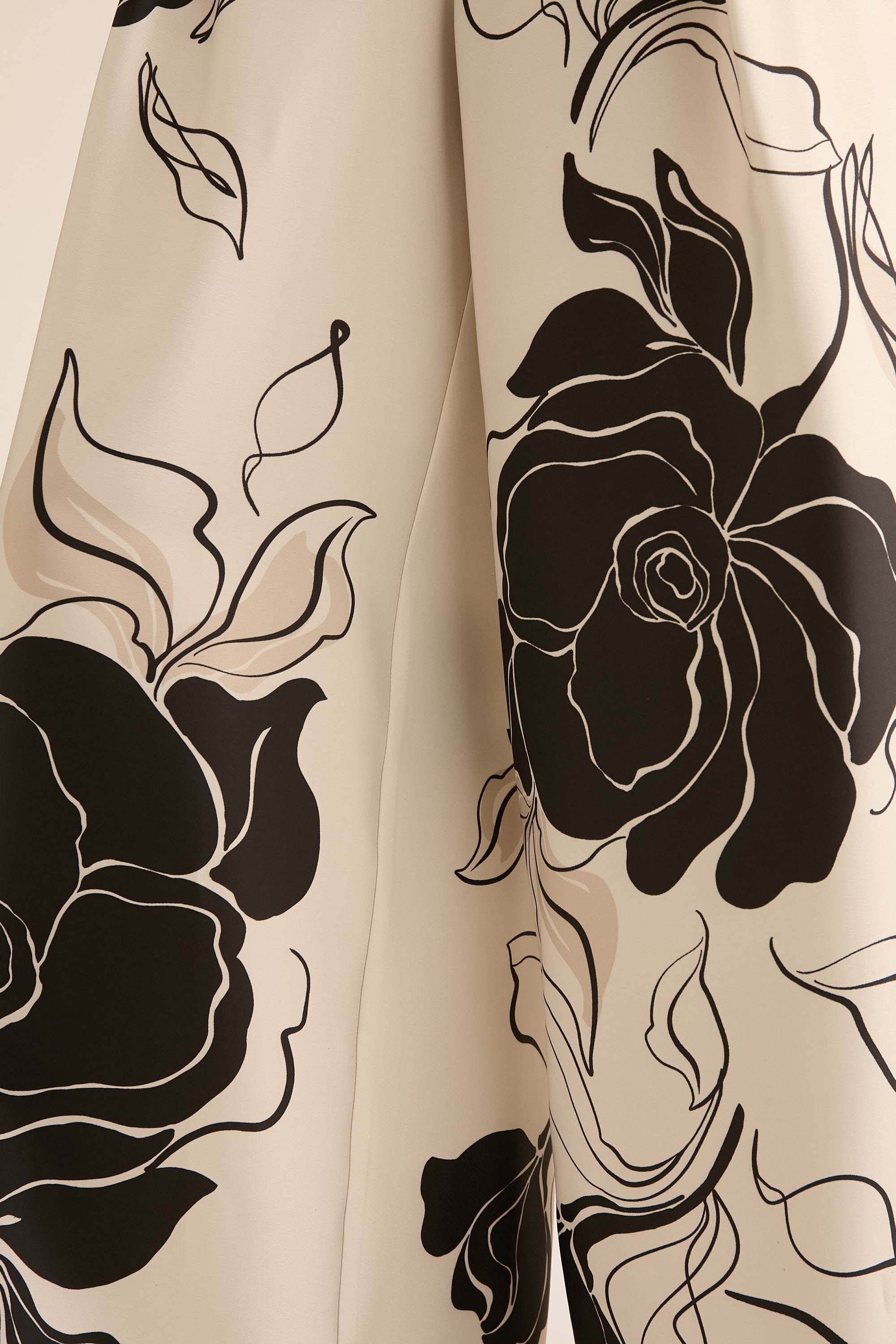 Astor Pleated Wide Leg Pant in Floral Eclipse – Maggy London