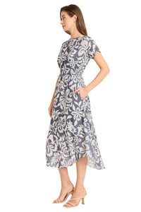 Dominica in Tapestry Floral