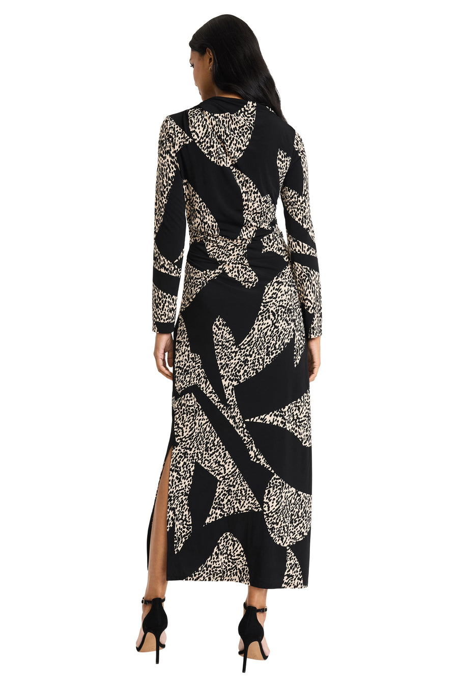 BOAT NECK MAXI WITH HIGH SLIT AND GATHERING DETAILS Maggy London BOAT NECK MAXI WITH HIGH SLIT AND GATHERING DETAILS Maggy London