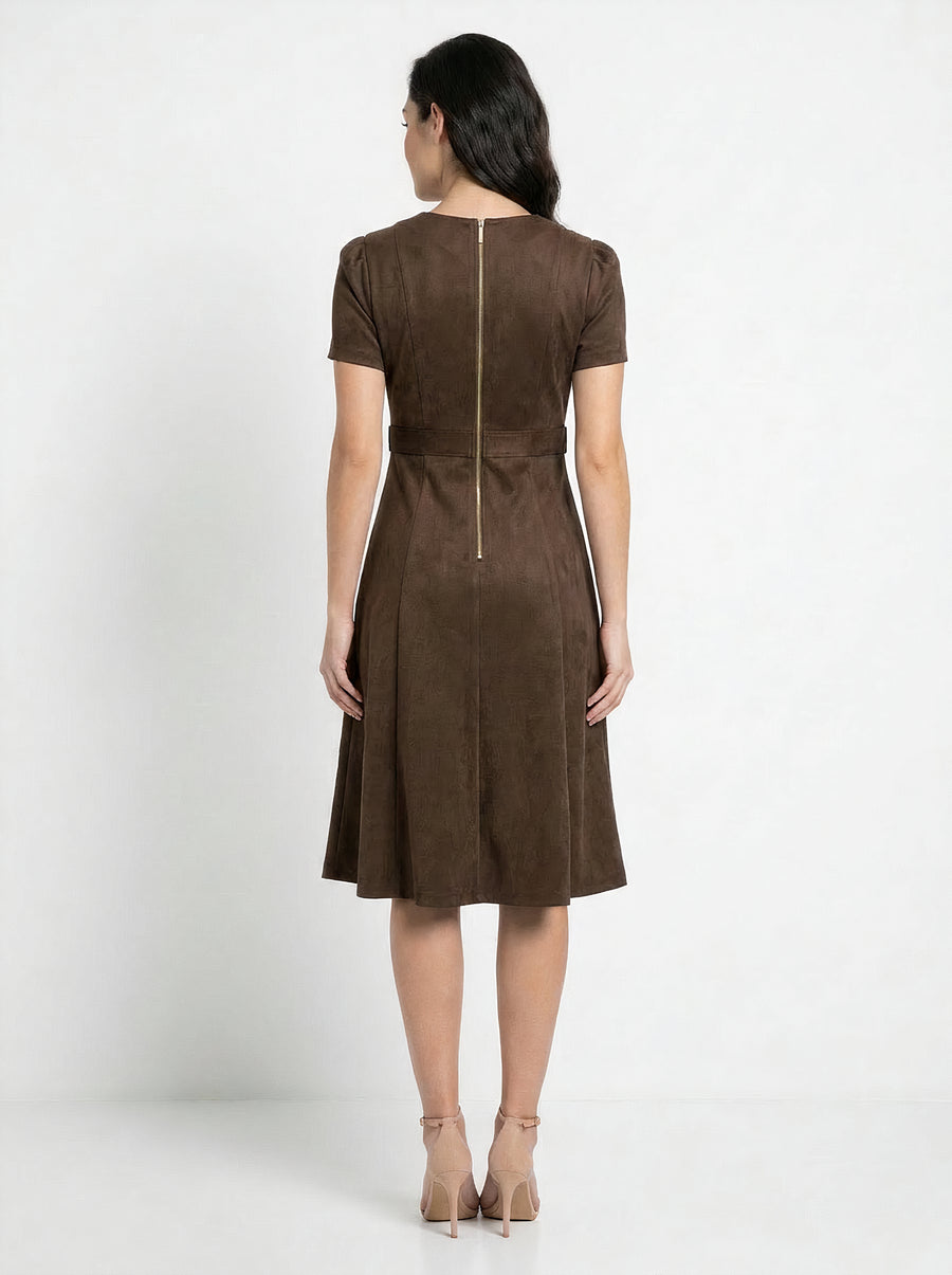 Quill with Short Sleeves in Suede