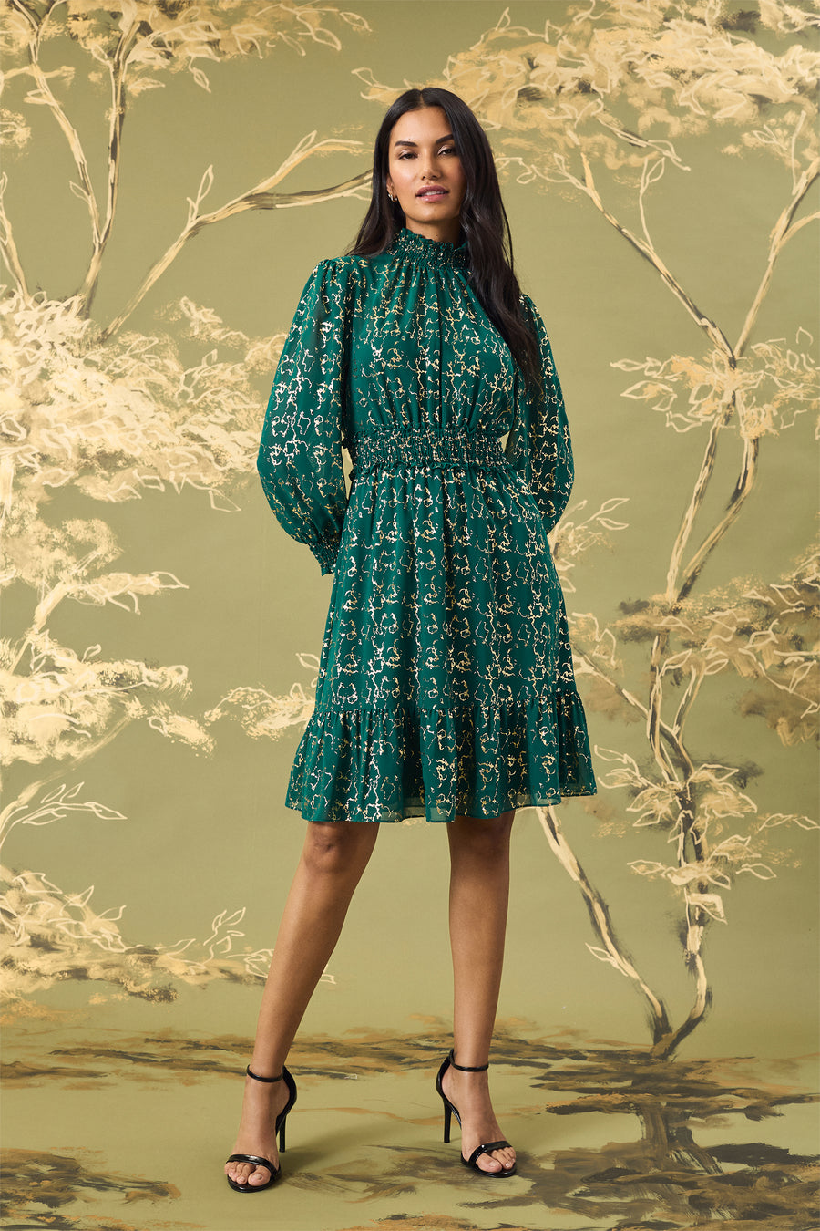 LONG SLEEVE SMOCKED MINI DRESS – Maggy London