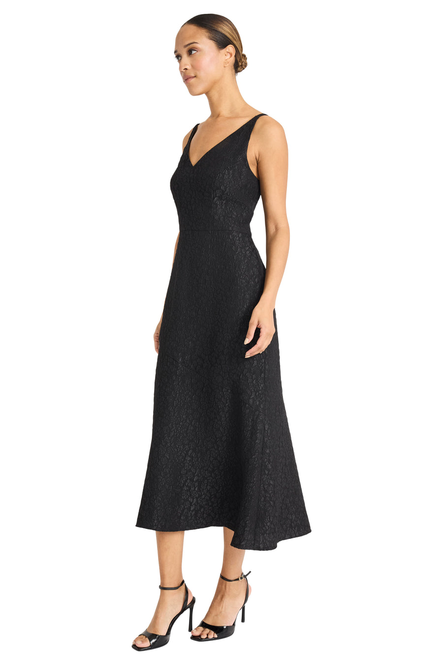 Jessica Fit and Flare Sleeveless Midi Dress | Maggy London Jessica Fit and Flare Sleeveless Midi Dress | Maggy London